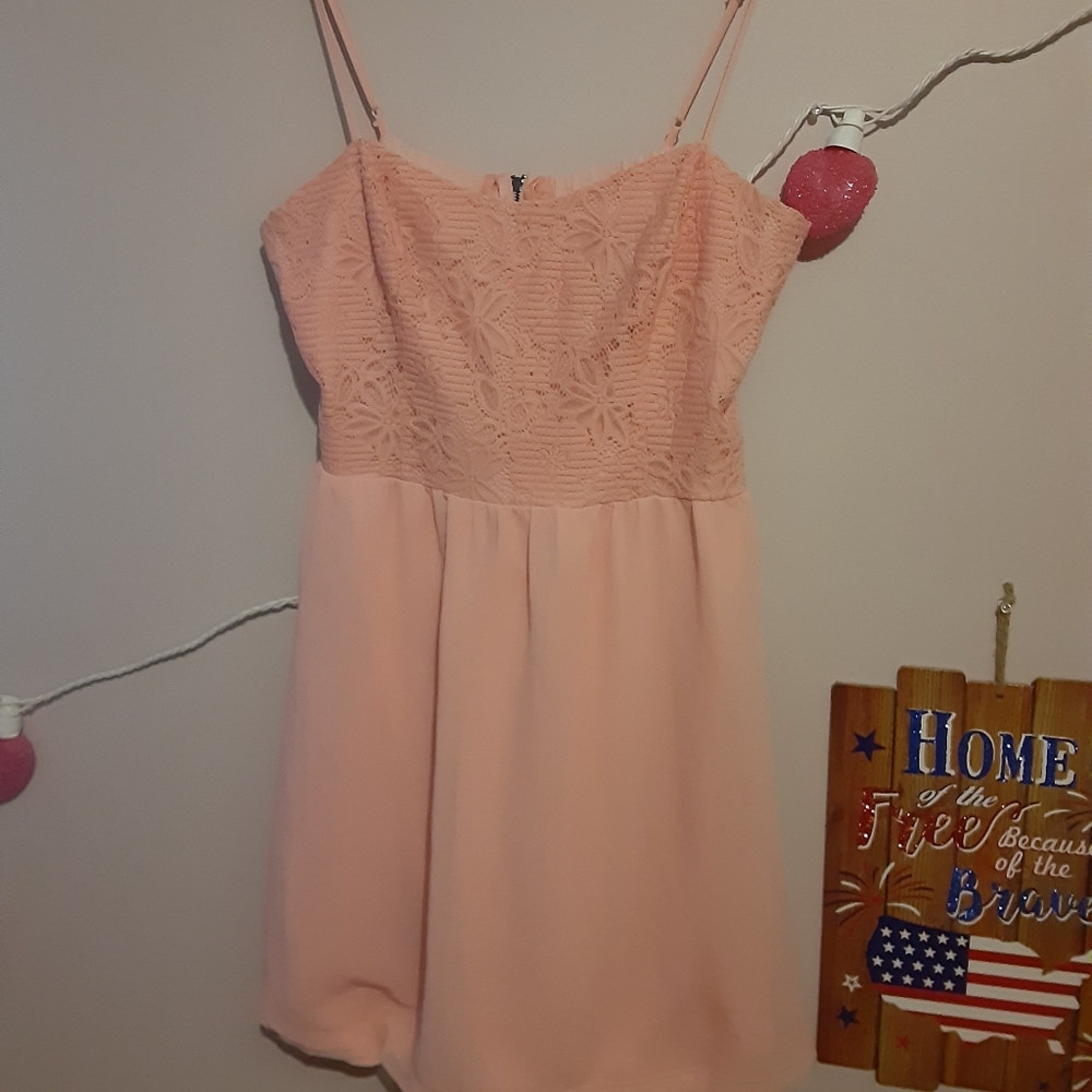 PINK DRESS WITH CUT OUTS ON BACK